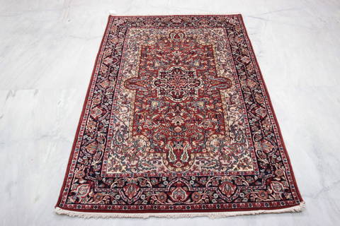 Mahi Red Hand Knotted 41 X 61 Area Rug 905-135754 Image 1