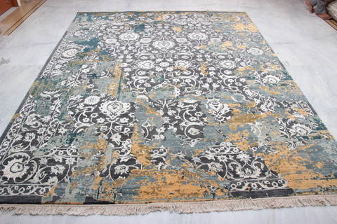 Jaipur Grey Hand Knotted 81 X 101 Area Rug 905-135828 Image 2