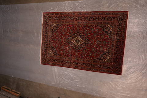 Shiraz Red Hand Knotted 66 X 87 Area Rug 301-135836 Image 14