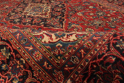 Shiraz Red Hand Knotted 66 X 87 Area Rug 301-135836 Image 5
