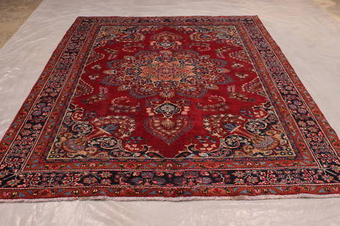 Mashad Red Hand Knotted 65 X 105 Area Rug 301-135837 Image 1