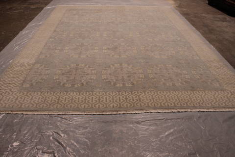 Oushak Grey Hand Knotted 92 X 119 Area Rug 301-135863 Image 2