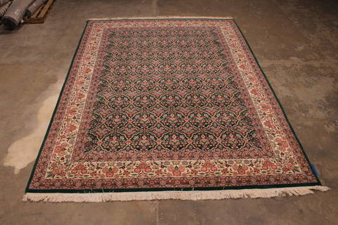 Pishavar Green Hand Knotted 92 X 123 Area Rug 301-135891 Image 2