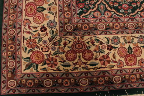 Pishavar Green Hand Knotted 92 X 123 Area Rug 301-135891 Image 4