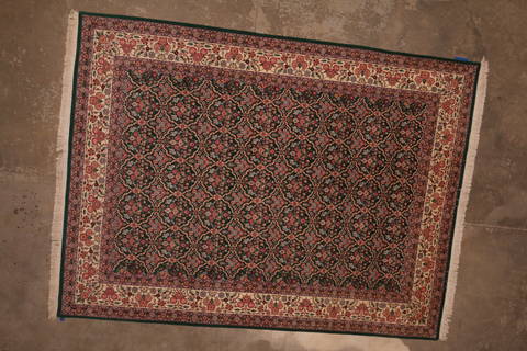 Pishavar Green Hand Knotted 92 X 123 Area Rug 301-135891 Image 9