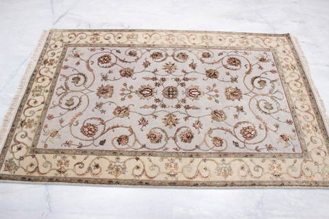 Jaipur Grey Hand Knotted 41 X 62 Area Rug 905-136046 Image 1