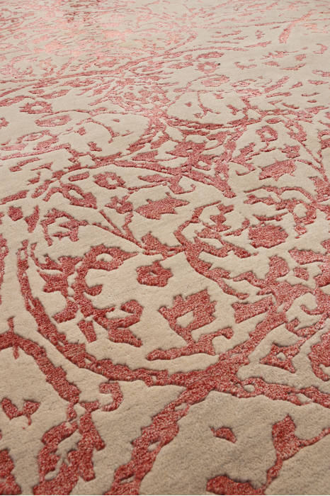 Modern Red Round Hand Made 100 X 100 Area Rug 902-136051 Image 3