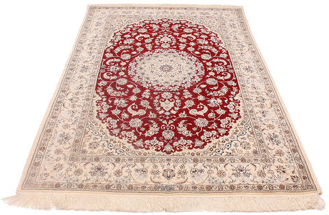 Nain White Hand Knotted 43 X 64 Area Rug 254-136204 Image 2