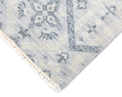 Modern Grey Hand Knotted 81 X 103 Area Rug 904-136247 Image 2