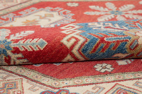 Kazak Red Octagon Hand Knotted 61 X 64 Area Rug 700-136384 Image 3