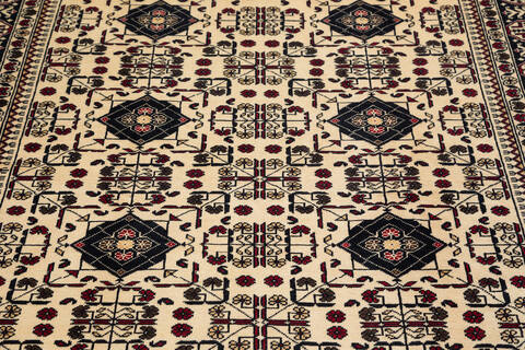 Khan Mohammadi White Hand Knotted 57 X 73 Area Rug 700-136389 Image 2