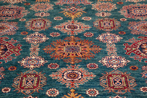Kazak Green Hand Knotted 90 X 122 Area Rug 700-136415 Image 4