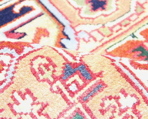 Heriz Multicolor Hand Knotted 60 X 90 Area Rug 904-136492 Image 5