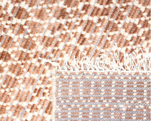 Modern Brown Hand Knotted 77 X 911 Area Rug 904-136519 Image 2