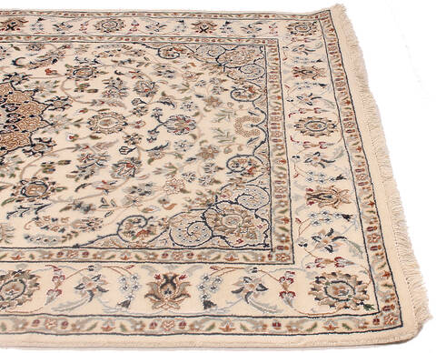 Nain White Hand Knotted 43 X 61 Area Rug 254-136538 Image 3