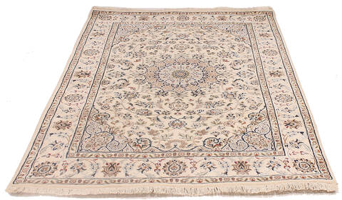 Nain White Hand Knotted 43 X 61 Area Rug 254-136538 Image 6