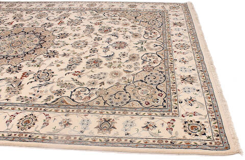 Nain White Hand Knotted 67 X 100 Area Rug 254-136539 Image 5