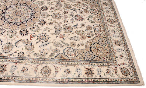 Nain White Hand Knotted 67 X 100 Area Rug 254-136539 Image 6
