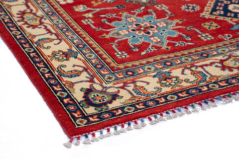 Kazak Red Hand Knotted 60 X 86 Area Rug 700-136739 Image 4