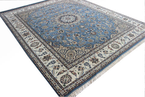 Nain Blue Hand Knotted 80 X 100 Area Rug 902-136762 Image 3