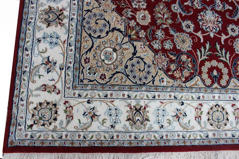Nain Red Hand Knotted 80 X 100 Area Rug 902-136768 Image 2