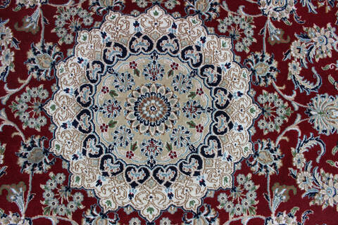 Nain Red Hand Knotted 80 X 100 Area Rug 902-136768 Image 3