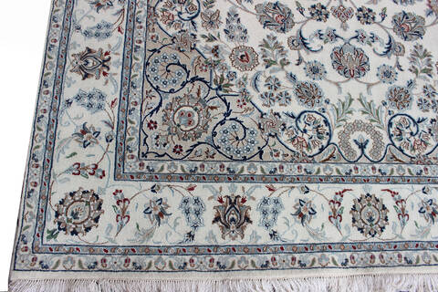 Nain Beige Hand Knotted 66 X 99 Area Rug 902-136779 Image 1