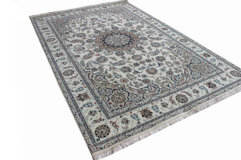 Nain Beige Hand Knotted 66 X 99 Area Rug 902-136779 Image 3
