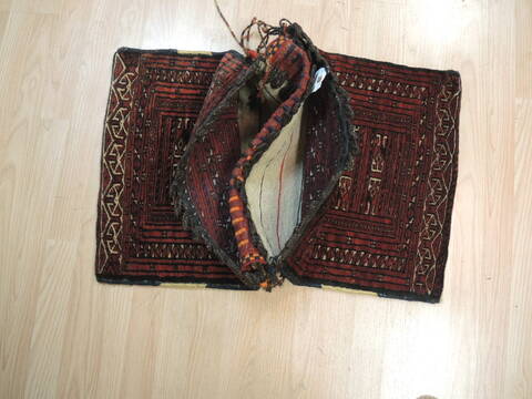 Baluch Red Hand Knotted 17 X 35 Area Rug 100-136982 Image 4