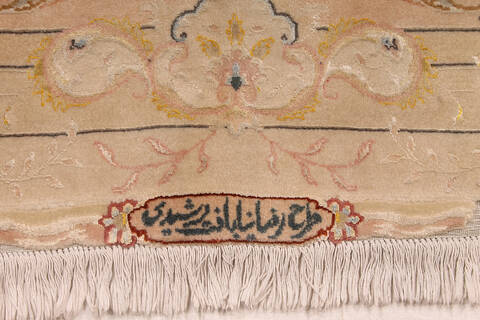Tabriz Beige Hand Knotted 83 X 117 Area Rug 254-136997 Image 3