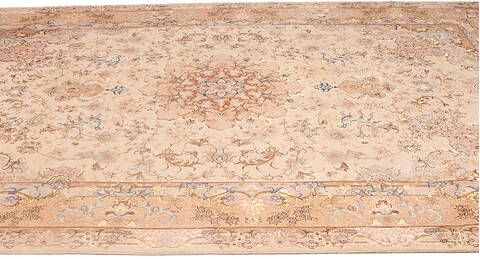 Tabriz Beige Hand Knotted 66 X 102 Area Rug 254-136998 Image 4
