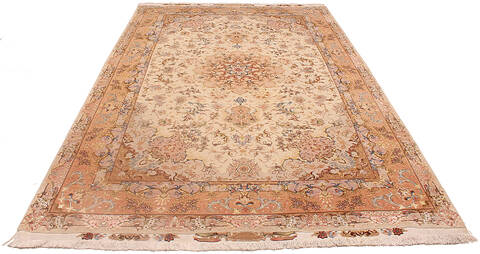 Tabriz Beige Hand Knotted 66 X 102 Area Rug 254-136998 Image 8