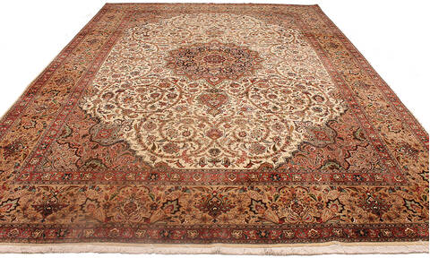 Tabriz Beige Hand Knotted 100 X 1310 Area Rug 254-137000 Image 2