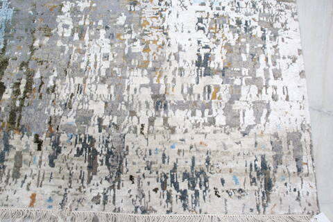 Modern-Contemporary Grey Hand Knotted 50 X 70 Area Rug 905-137144 Image 3