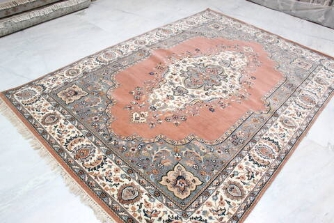 Mahi White Hand Knotted 61 X 91 Area Rug 905-137316 Image 3