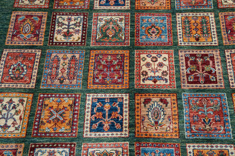 Chobi Green Hand Knotted 59 X 78 Area Rug 700-137361 Image 2