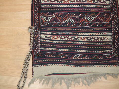 Baluch Red Hand Knotted 22 X 32 Area Rug 100-137387 Image 4