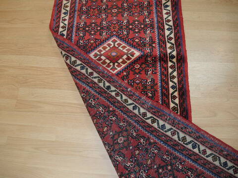 Hamedan Red Runner Hand Knotted 26 X 90 Area Rug 100-137392 Image 6