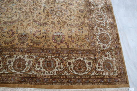 Jaipur Yellow Hand Knotted 710 X 101 Area Rug 905-137534 Image 3