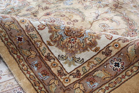 Jaipur Yellow Hand Knotted 710 X 101 Area Rug 905-137534 Image 9