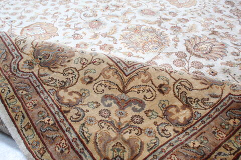 Jaipur White Hand Knotted 60 X 90 Area Rug 905-137535 Image 8