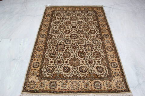 Jaipur White Hand Knotted 40 X 61 Area Rug 905-137539 Image 5