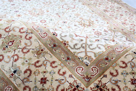 Jaipur White Hand Knotted 41 X 62 Area Rug 905-137541 Image 4