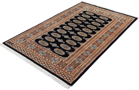 Bokhara Black Hand Knotted 40 X 61 Area Rug 700-137595 Image 2
