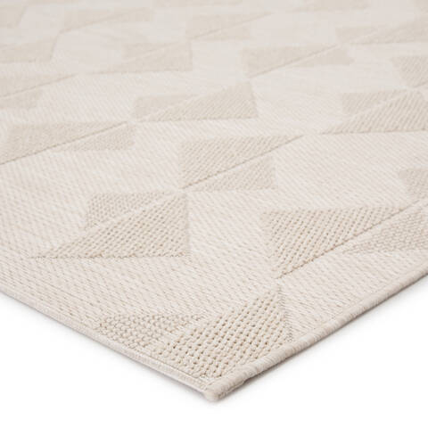 Jaipur Living Fresno White 53 X 76 Area Rug RUG145530 803-138806 Image 1