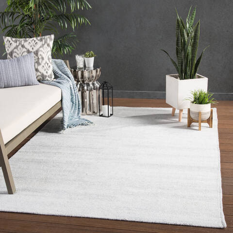 Jaipur Living Rebecca White 100 X 140 Area Rug RUG147338 803-139335 Image 5