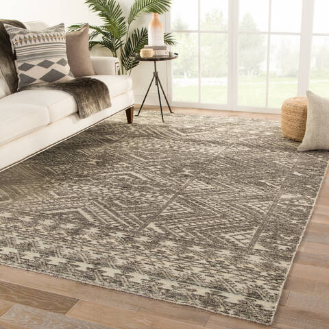 Jaipur Living Reign Grey 80 X 110 Area Rug RUG143896 803-139354 Image 4