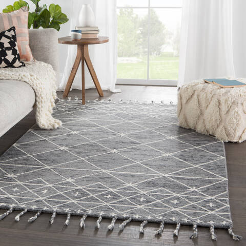 Jaipur Living Vera By Nikki Chu Grey 90 X 120 Area Rug RUG144799 803-139791 Image 4