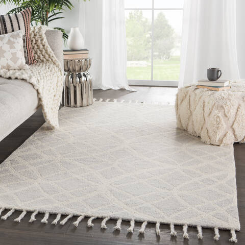 Jaipur Living Vera By Nikki Chu White 20 X 30 Area Rug RUG144804 803-139796 Image 4