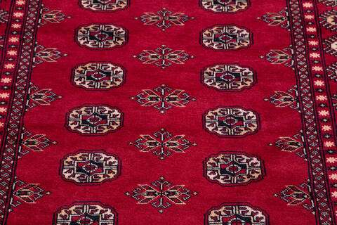 Bokhara Red Hand Knotted 40 X 62 Area Rug 700-139935 Image 2